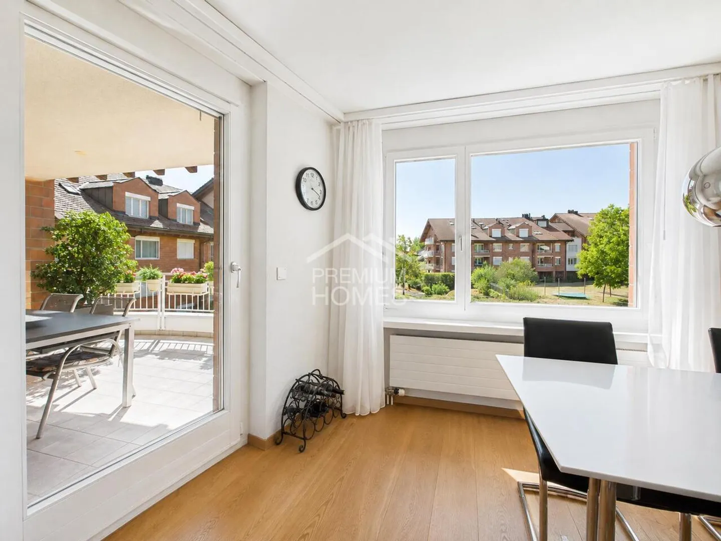 High-Quality Living in the Luxury District of Cham - Photo 2 of 13