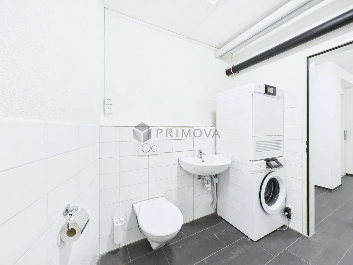 Clever investing or comfortable living - furnished studio with ... - Photo 6 of 6