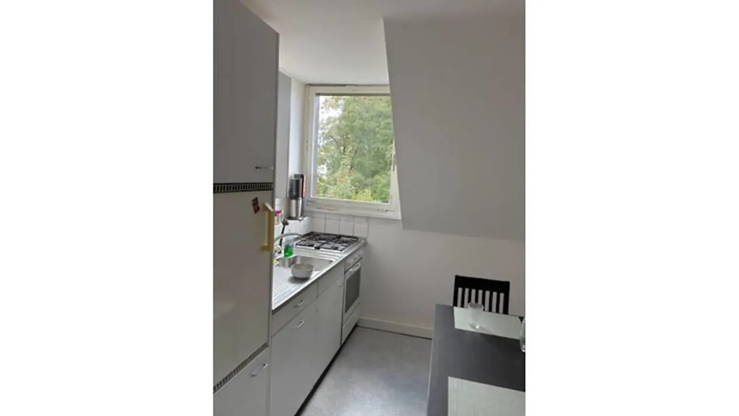 1½ ZI-WOHNUNG IN ST. GALLEN - ST. FIDEN/NEUDORF, MÖBLIERT, TEMPORÄR - Photo 2 of 5