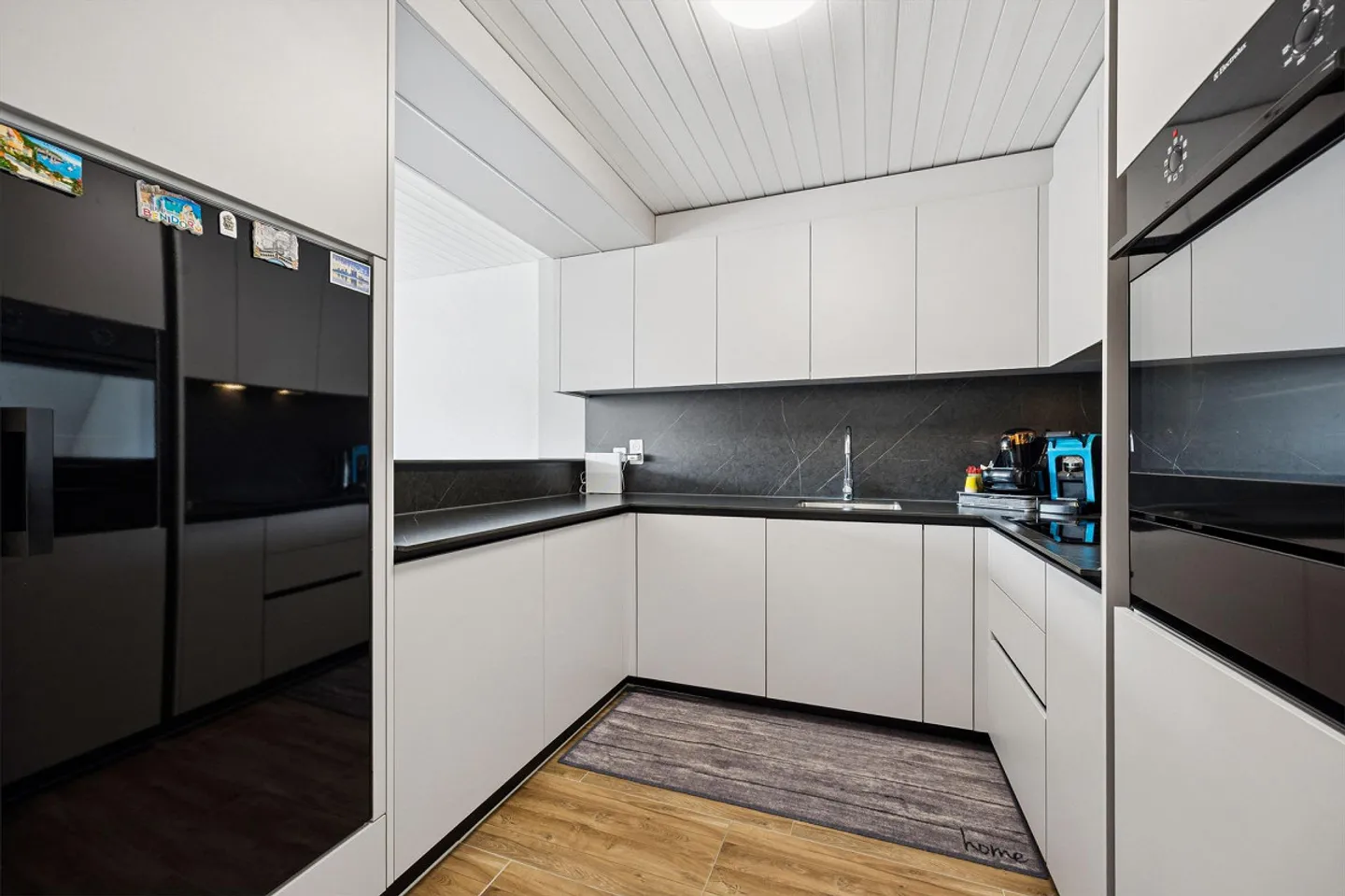 Stylish Duplex Apartment in Wynental - Photo 4 of 13