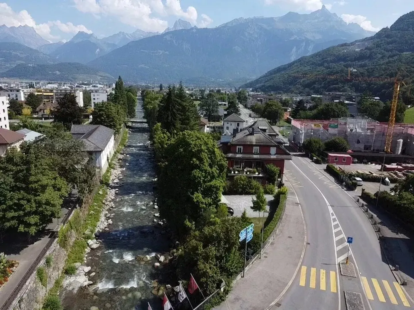 Charming Apartment in Monthey - Photo 8 of 10