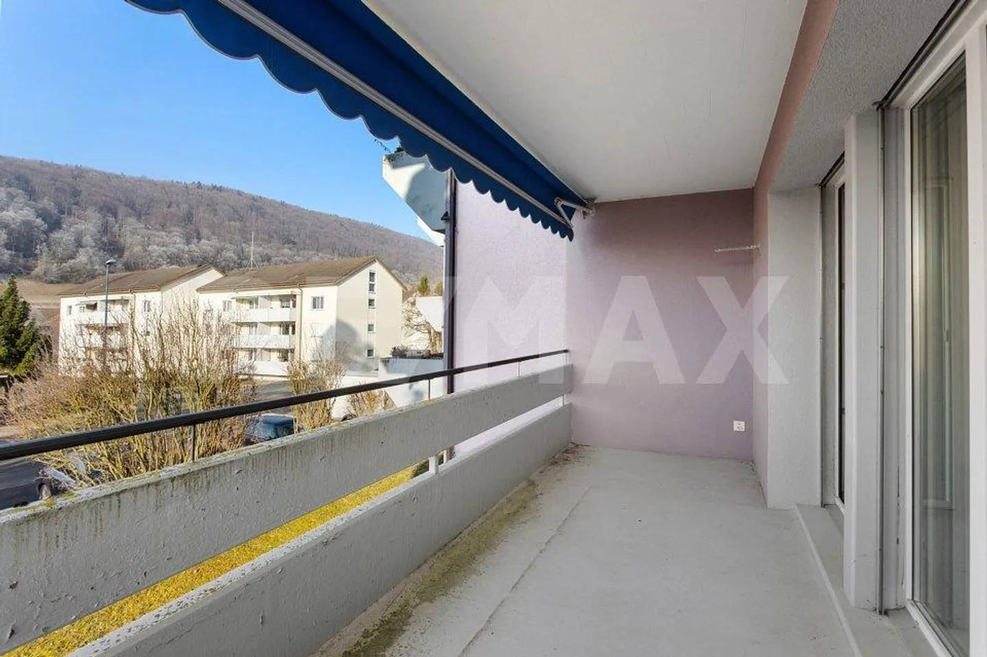 Spacious 4.5-room condominium with 2 balconies - Photo 9 of 12