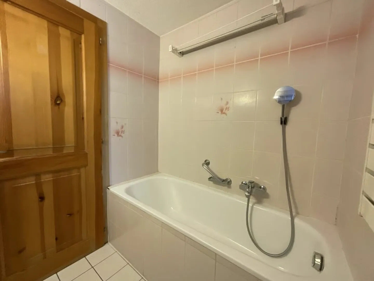 Wohnung mit 2.5 Zimmern zum Verkauf im Dorf Liddes - Photo 14 of 20