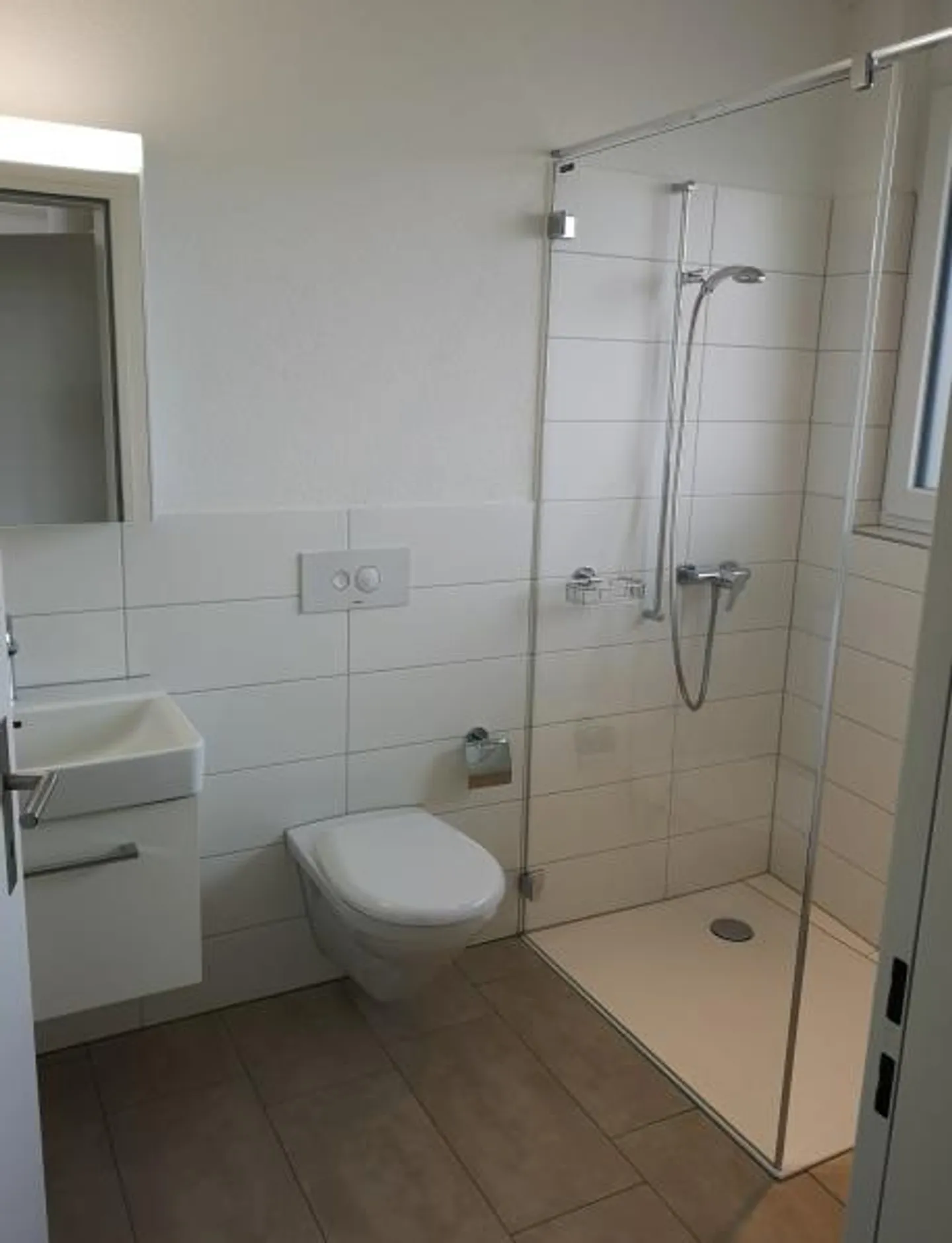 2.5 Room Attic Apartment with Spacious Terrace for Rent - Photo 7 of 9