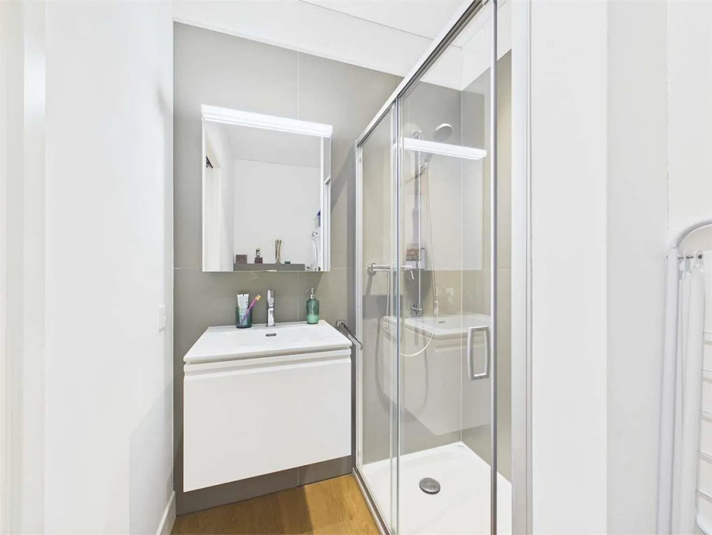 Lugano - Modern 3.5 Rooms in Central Area - Photo 6 of 8