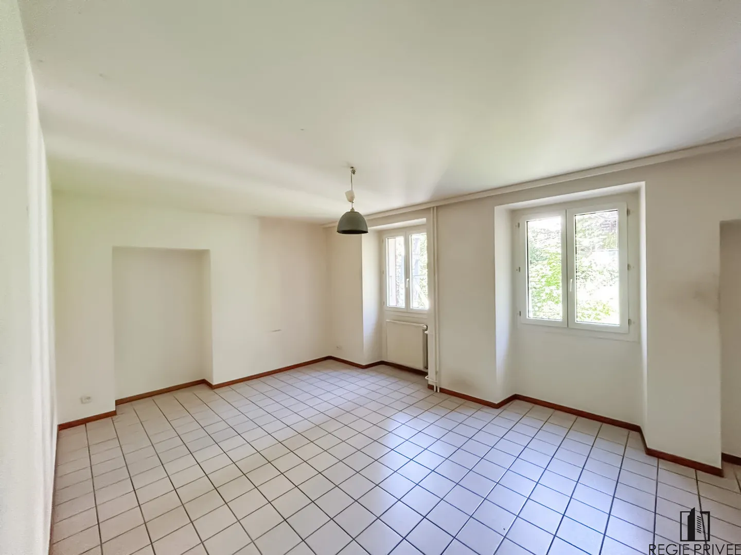 Studio di rendimento attraente. A 5 minuti a piedi dai mezzi pubblici - Foto 5 di 5