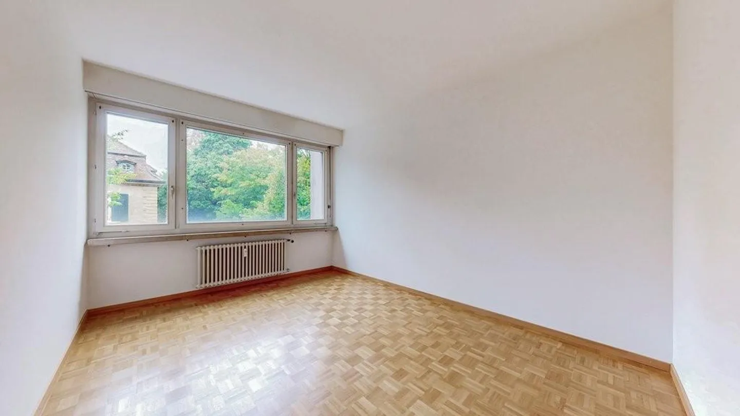 Are you looking for a spacious city apartment? - Photo 10 of 12