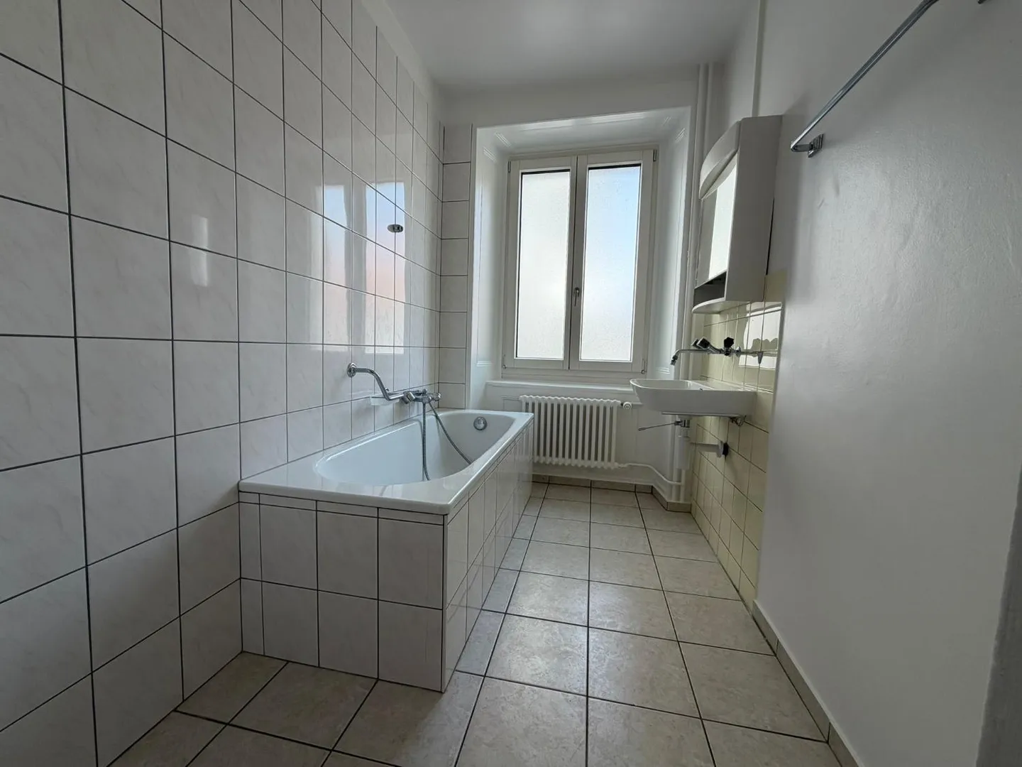 2.5-room apartment on the ground floor in La Chaux-de-Fonds - Photo 2 of 8