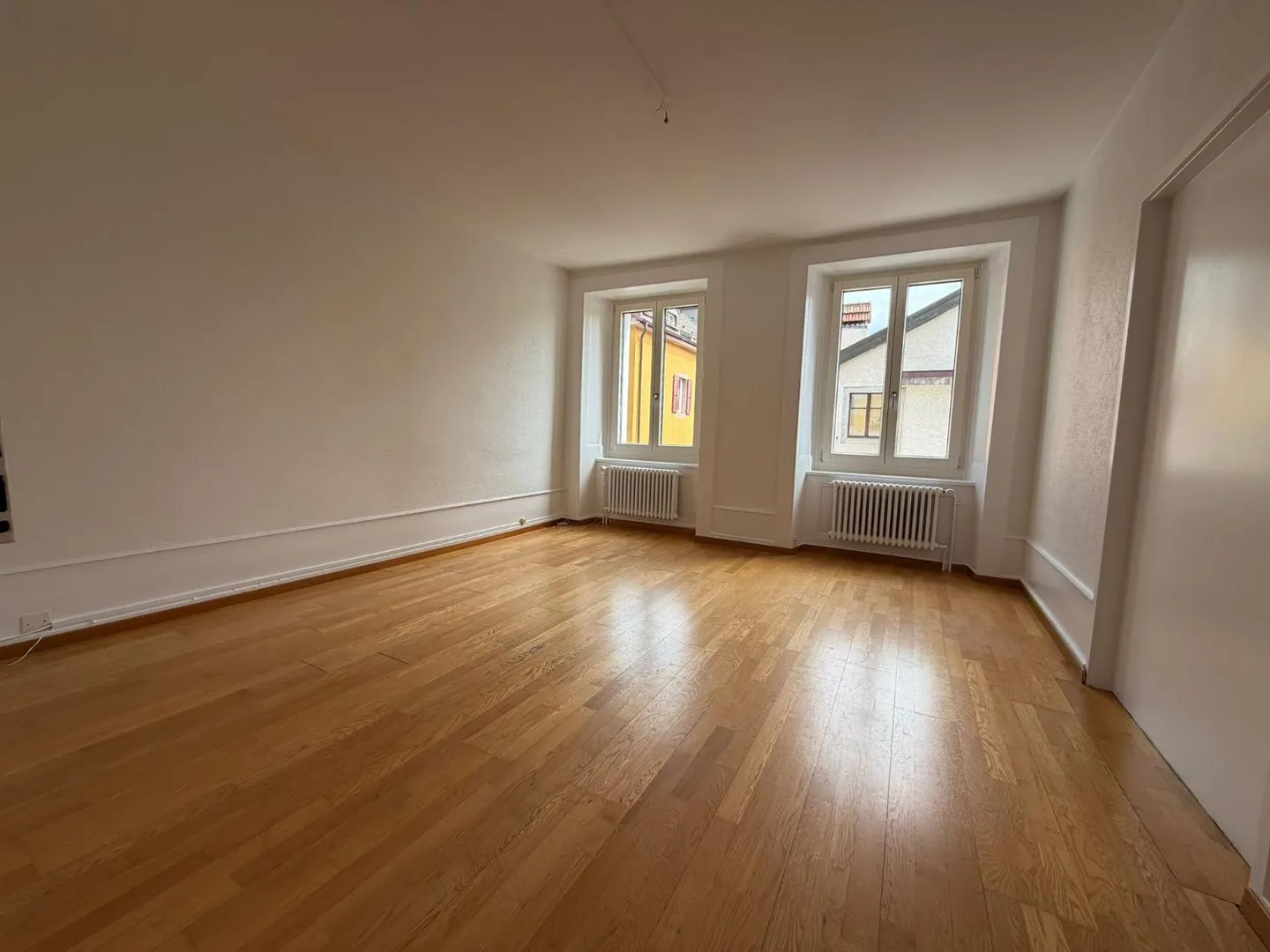 2.5-room apartment on the ground floor in La Chaux-de-Fonds - Photo 4 of 8