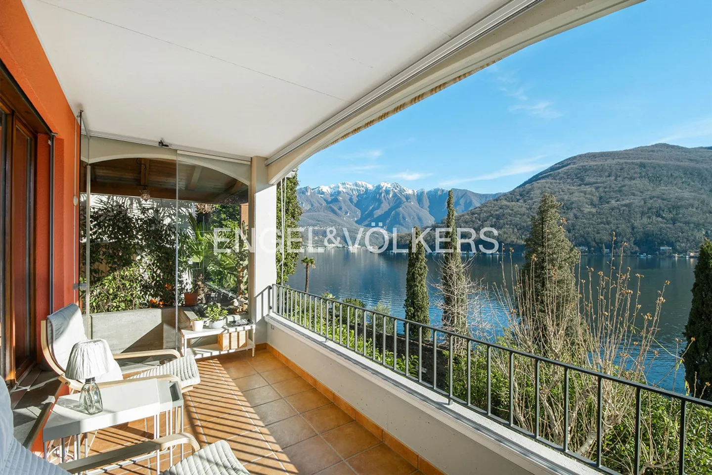 Appartamento affascinante con vista sul lago - Foto 1 di 11