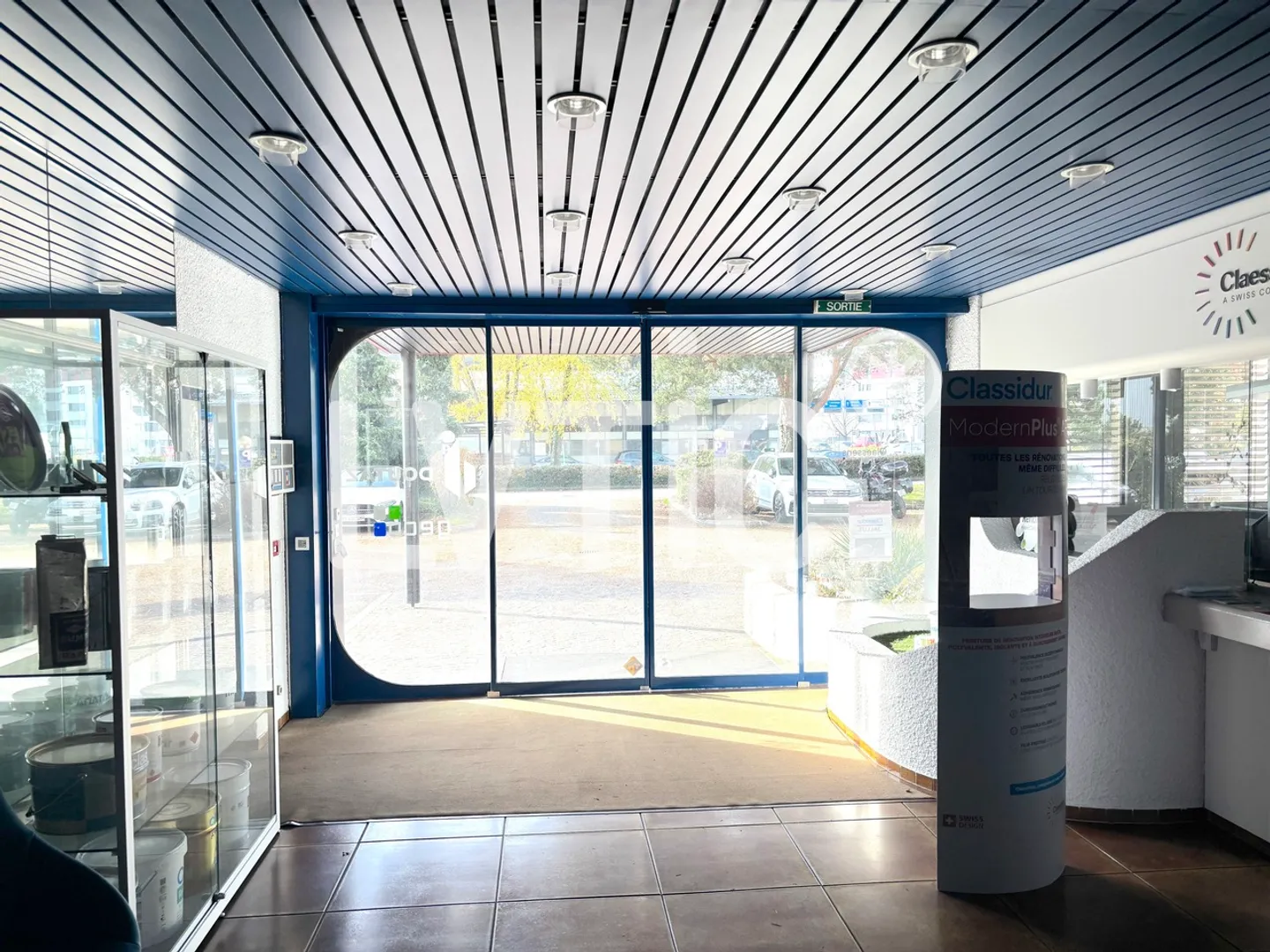 Uffici, showroom di 460 m2 divisibili in affitto a Bussigny - Foto 6 di 8