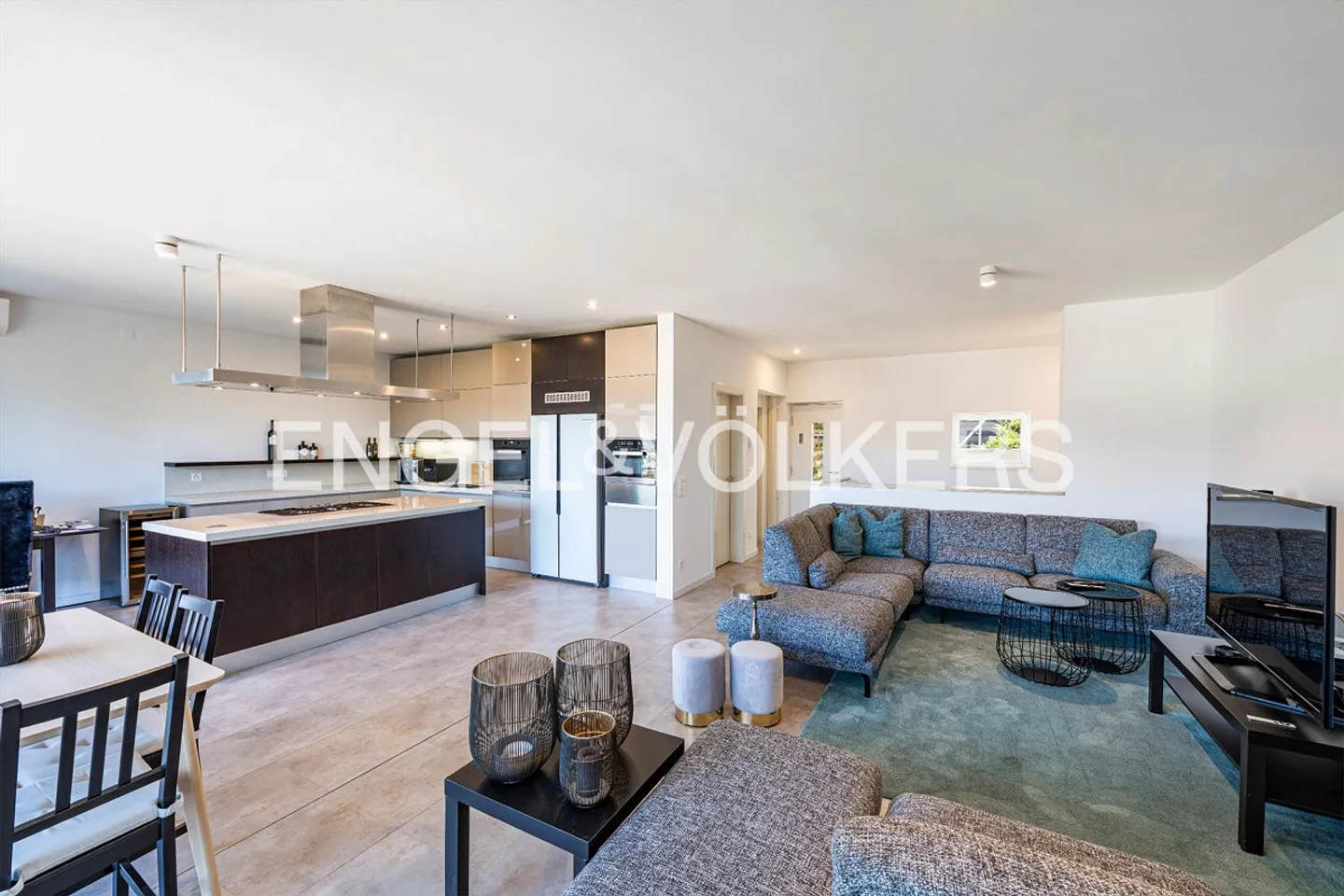 Maison familiale avec terrasse sur le toit - Photo 5 sur 13