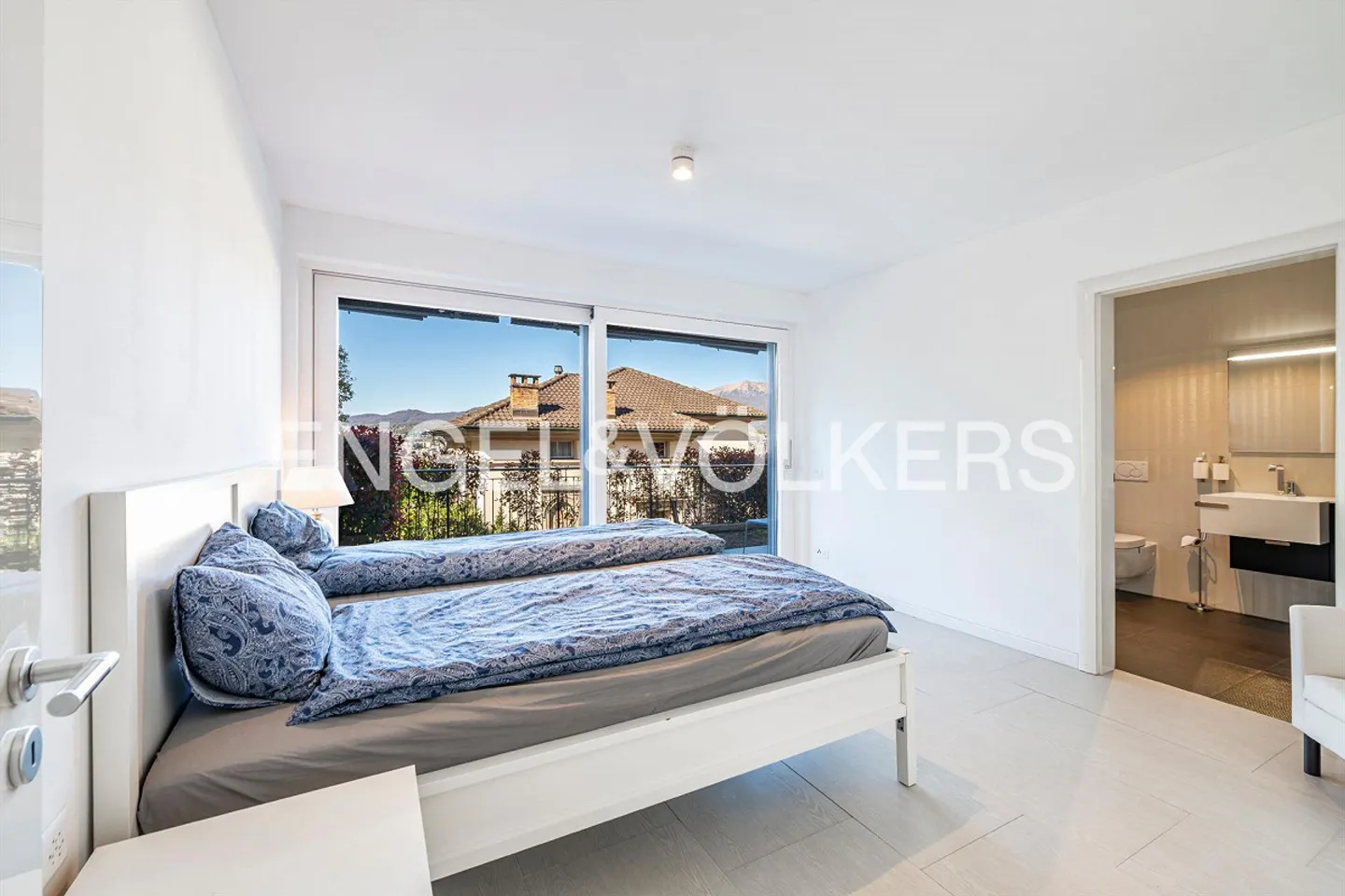 Maison familiale avec terrasse sur le toit - Photo 8 sur 13