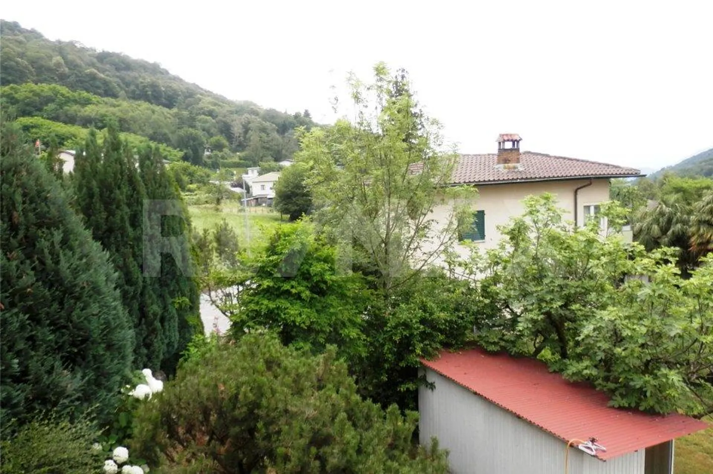 Casa singola con garage, giardino e bella vista panoramica - Foto 10 di 12