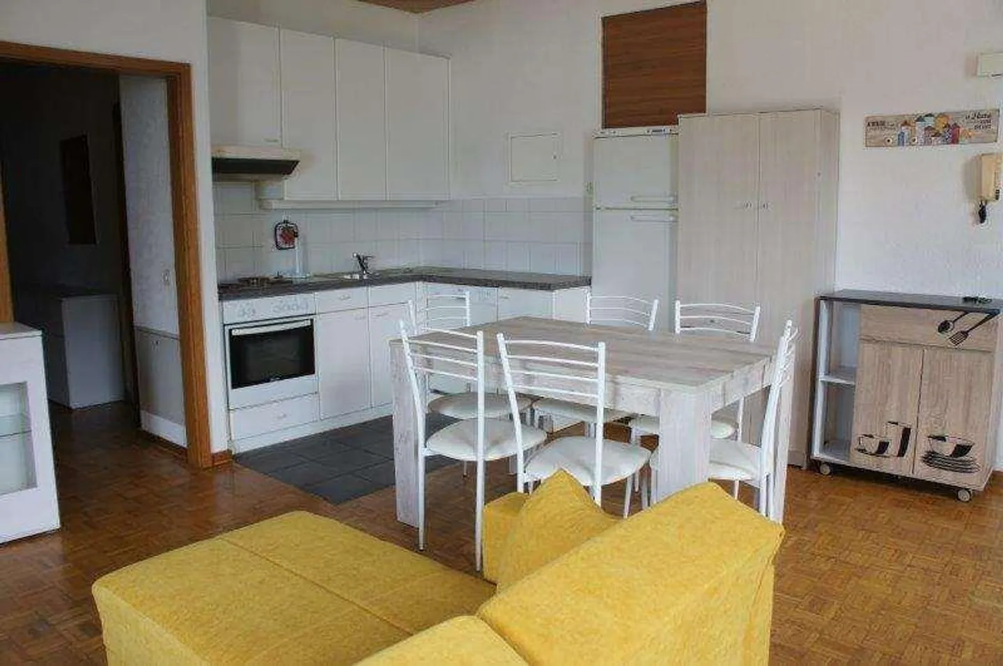 MENDRISIO-CAPOLAGO: PALAZZINA A REDDITO - Foto 8 di 13