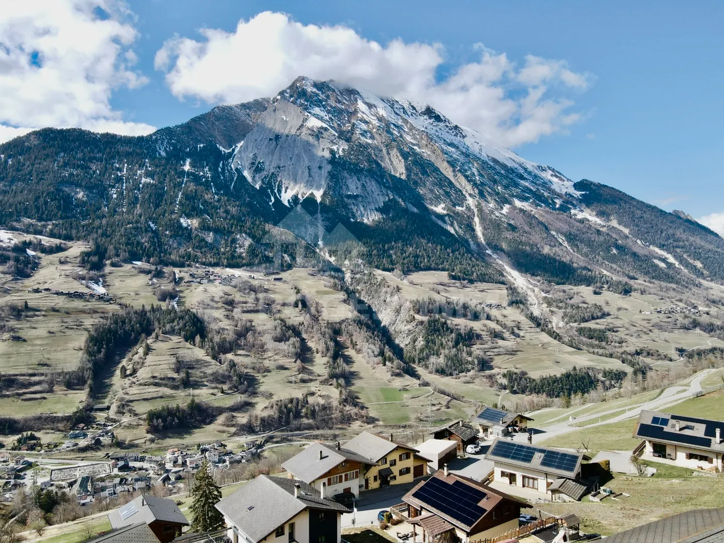 Charming House in the Heart of a Friendly Village - Photo 12 of 15