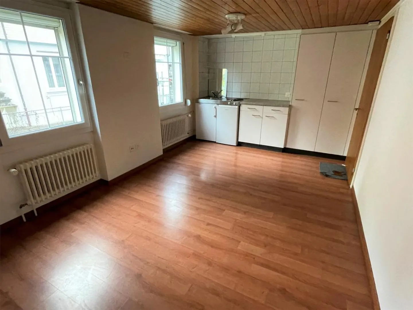 Practical 1-room apartment with small kitchen - Photo 3 of 3