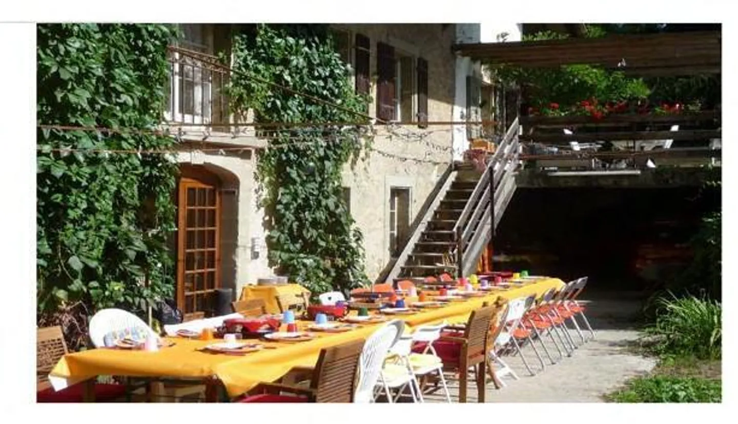 Sehr großes Haus in besetzter Leibrente ohne Miete - Foto 2 von 13