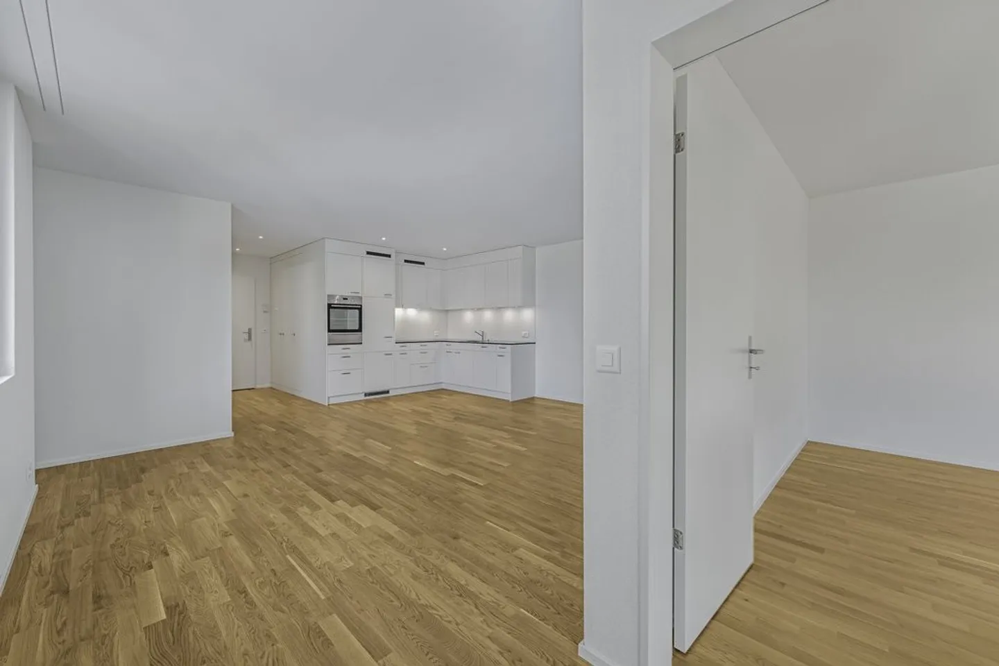 Vivere moderno ad Aarau-Rohr - Foto 3 di 8