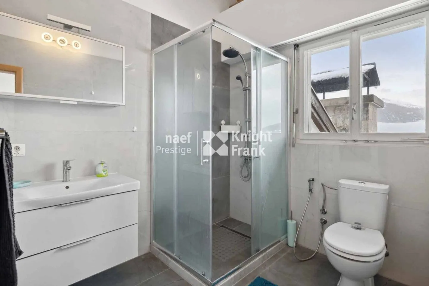 Prächtige 6.5-Zimmer-Villa - Foto 9 von 13
