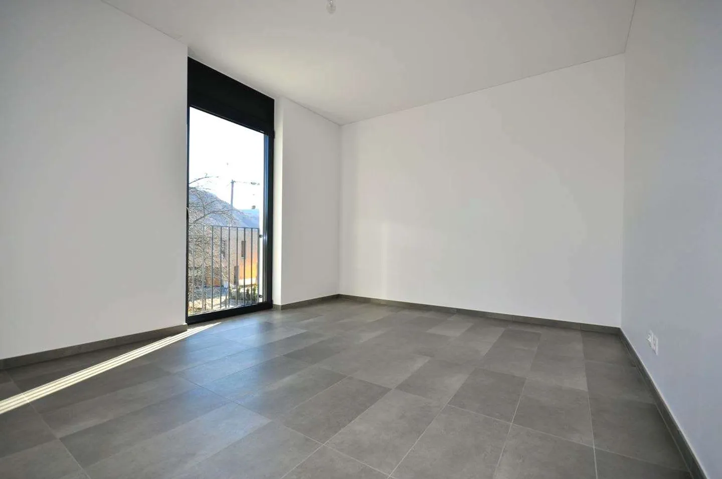Appartement spacieux 4.5 pièces - Photo 12 sur 16
