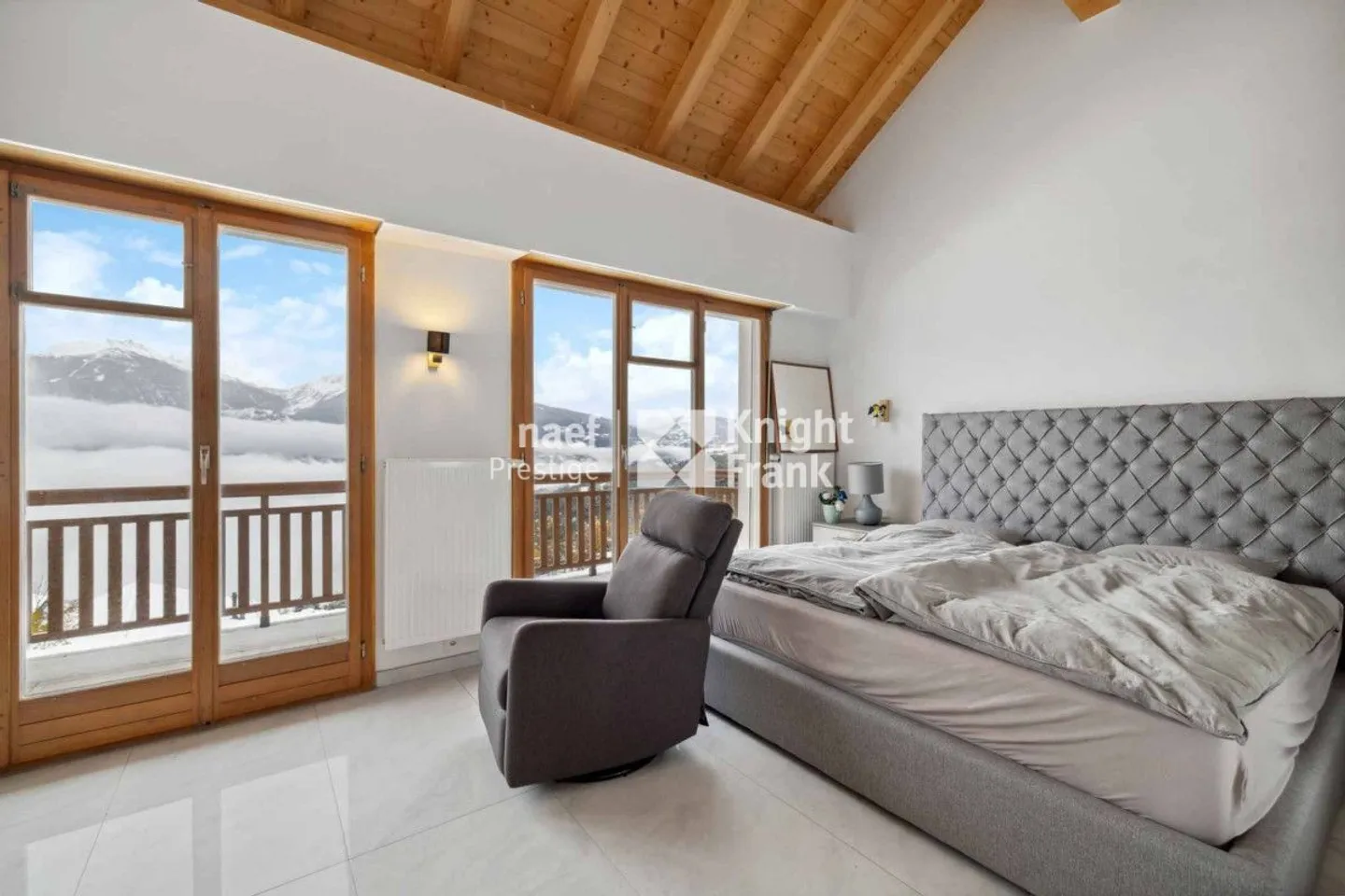 Prächtige 6.5-Zimmer-Villa - Foto 10 von 13