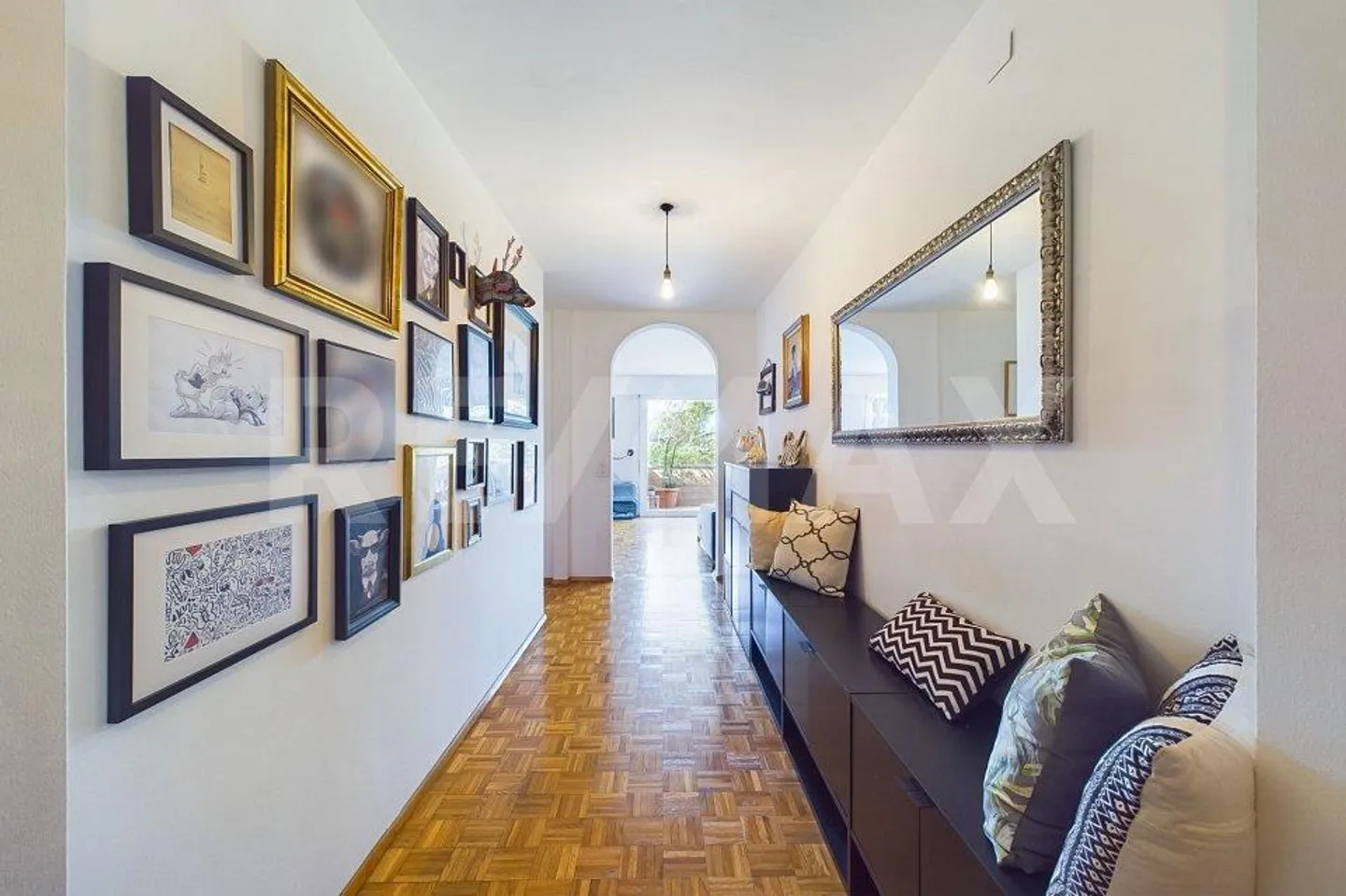 Spacious apartment in residential area, also as a second home - Photo 4 of 13