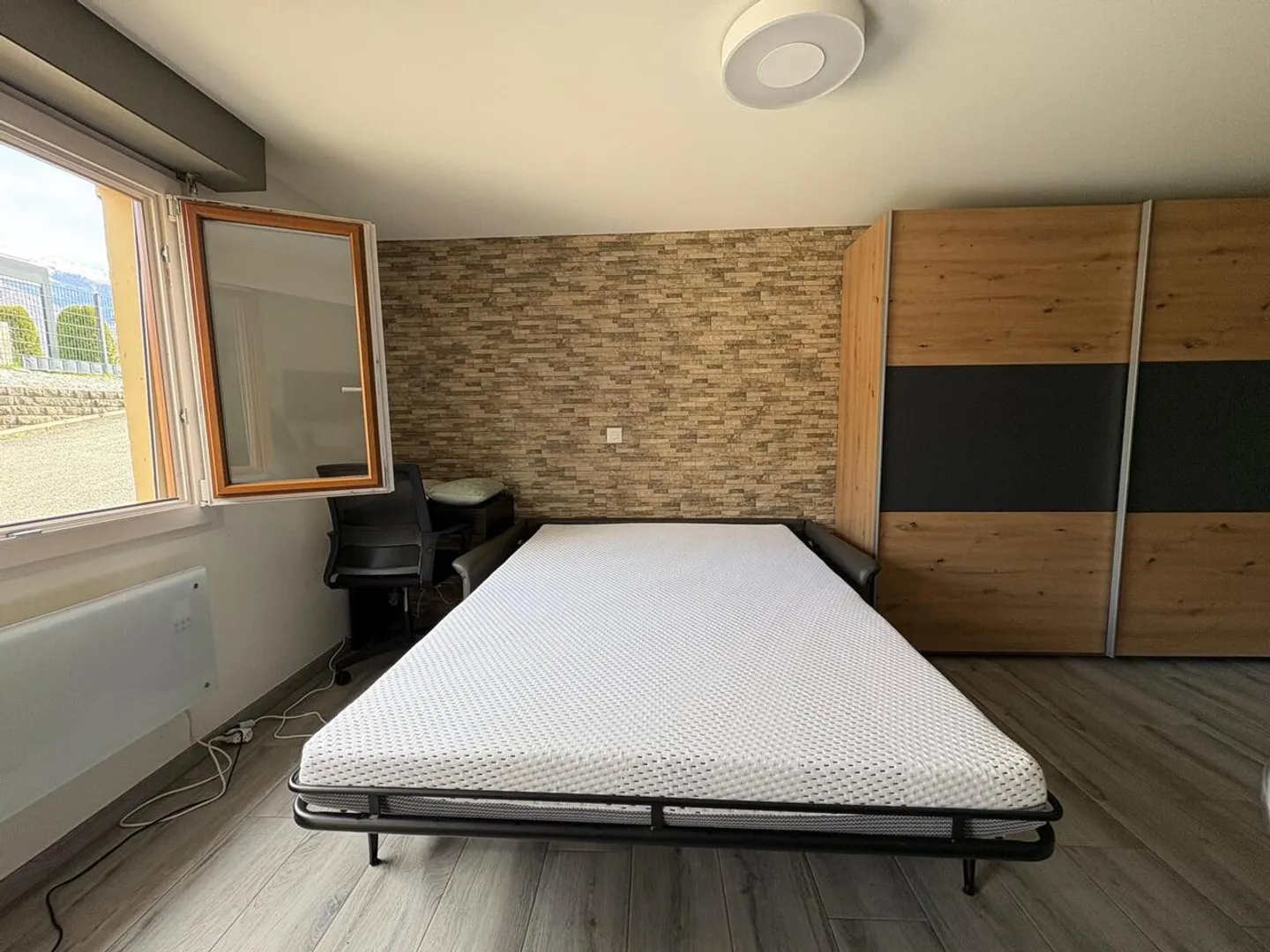 Schönes möbliertes Studio in einer Villengegend - Photo 5 of 10