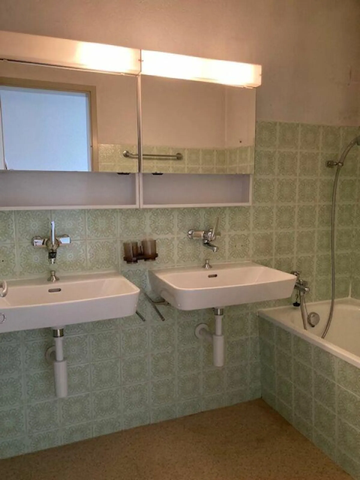 Appartamento soleggiato di 4,5 stanze con balcone - Foto 12 di 13
