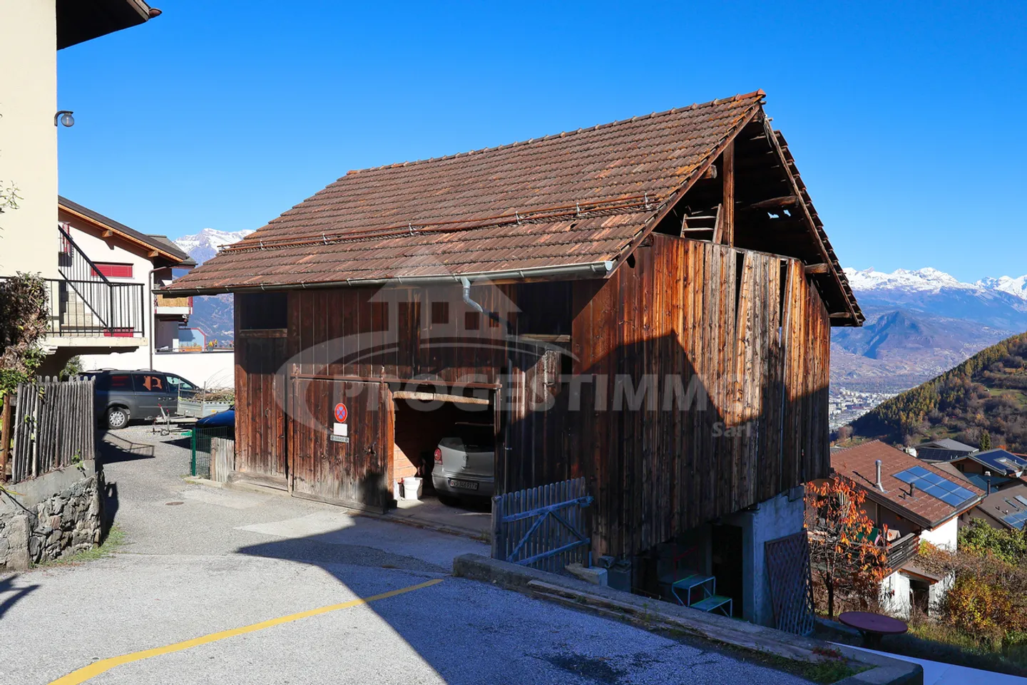 RENTAL BUILDING WITH DEVELOPMENT POTENTIAL - Photo 9 of 9