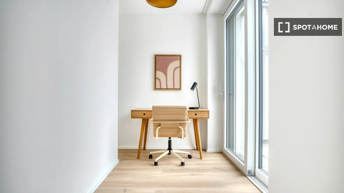 Wohnung mieten - Foto 2 von 12