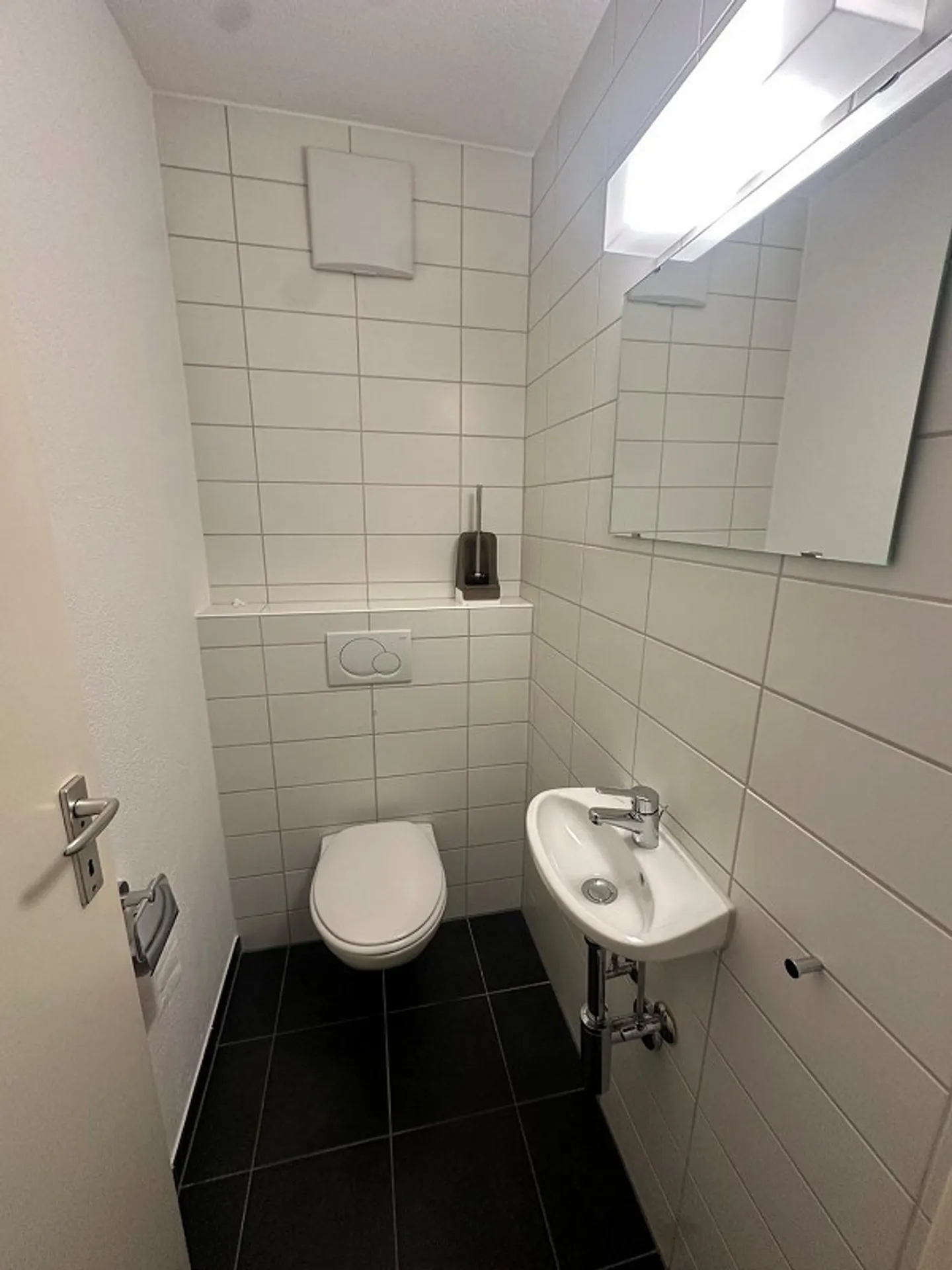 Charmante 4.5-Zimmerwohnung im 1. OG mit Balkon - Foto 8 di 8