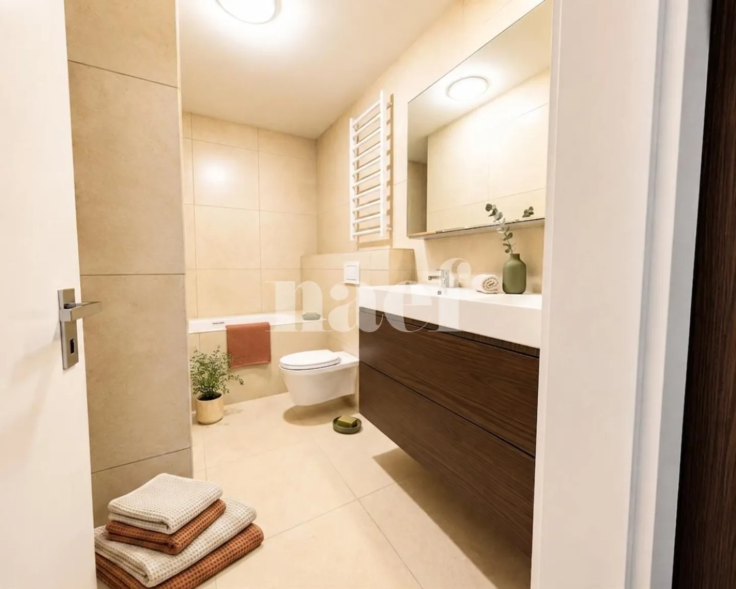 Geräumiges, vollständig renoviertes 6-Zimmer-Duplex im 1. Stock mit Balkon - Foto 5 von 5