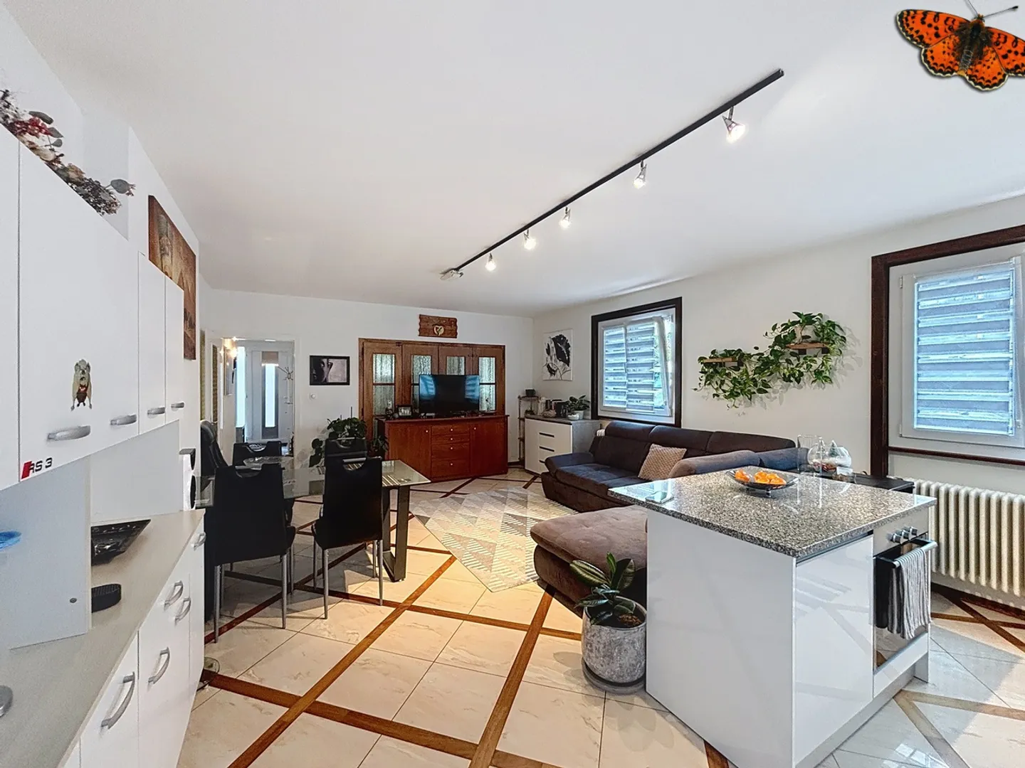 Edificio ad uso misto in vendita - Foto 7 di 16