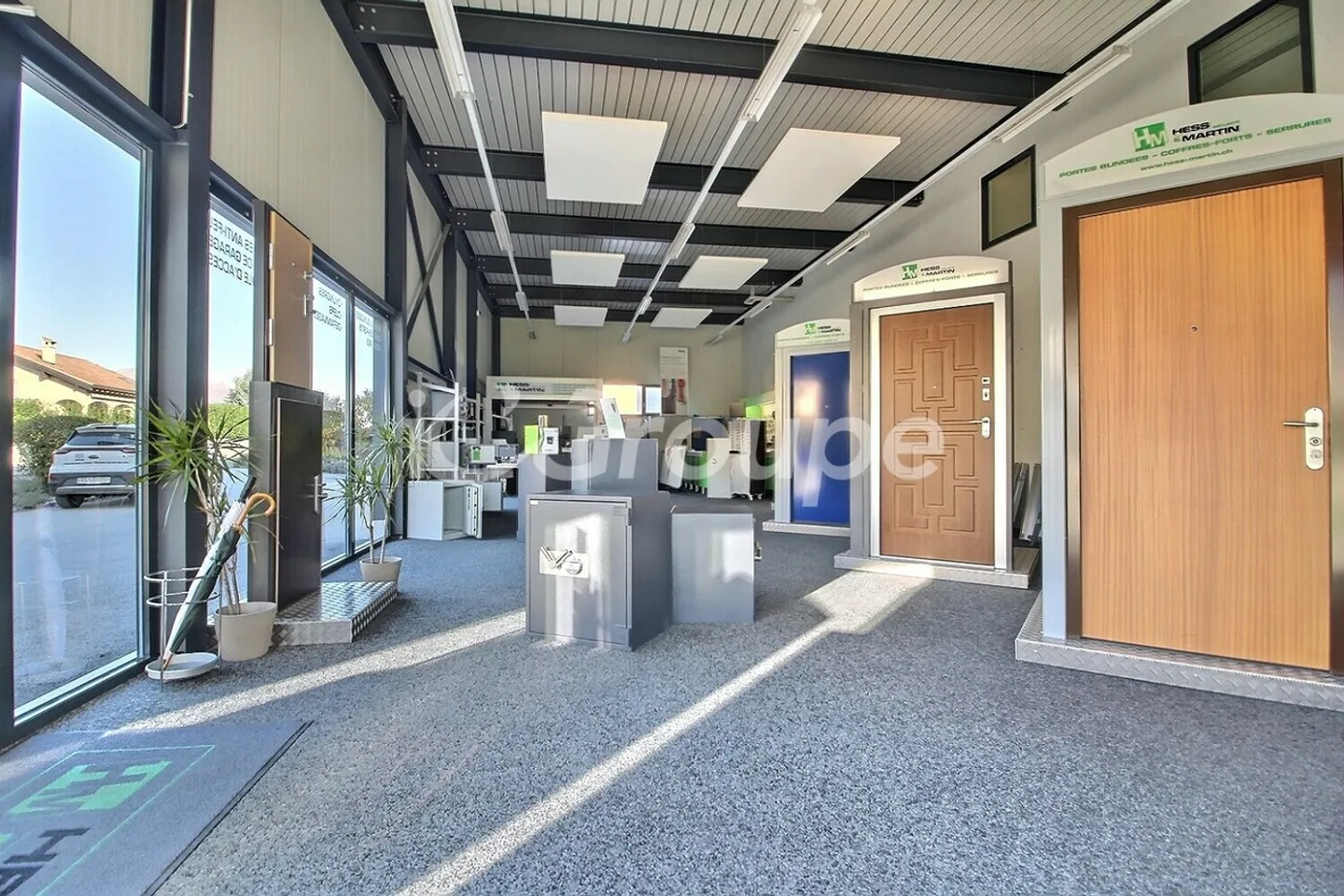 Modern Industrial Hall Near Sion - Photo 2 of 13