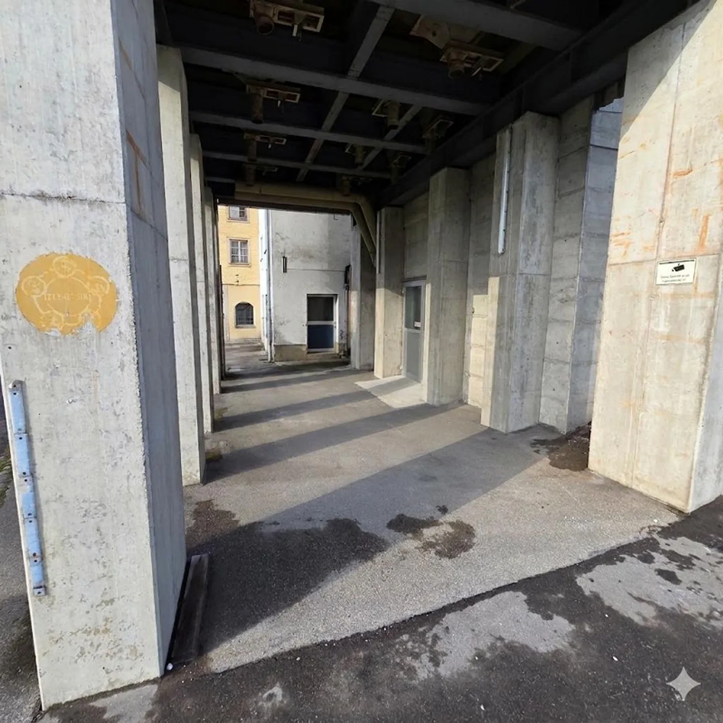 Vielseitiger Gewerberaum in Ruswil - Foto 2 von 8