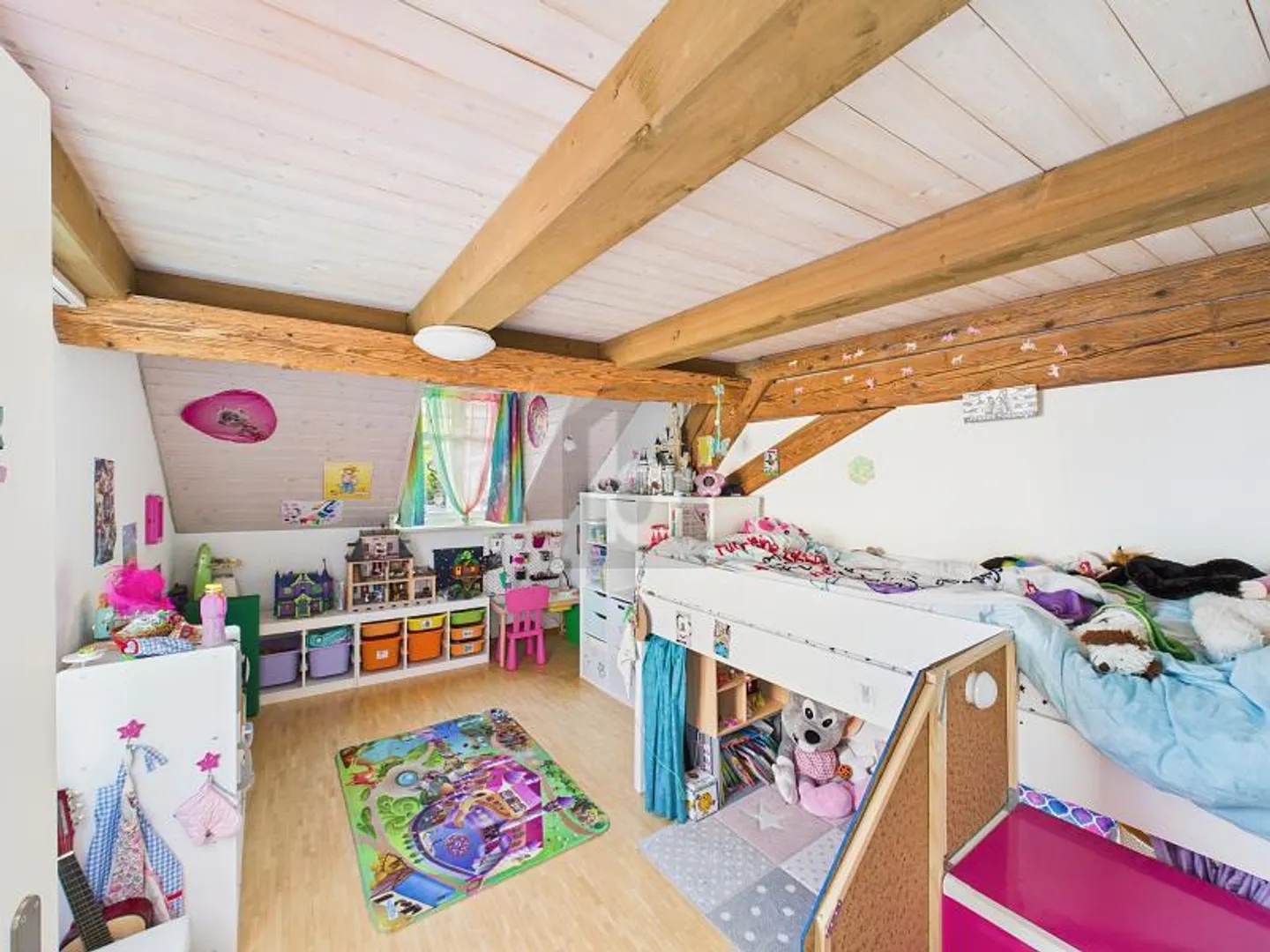 Charmante Wohnung mit Terrasse - Foto 3 von 4