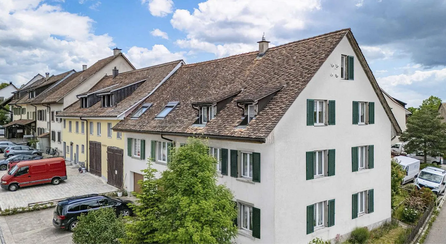 Announcement: Living with Space, Light, and Freedom in Lohn (SH) - Photo 1 of 1