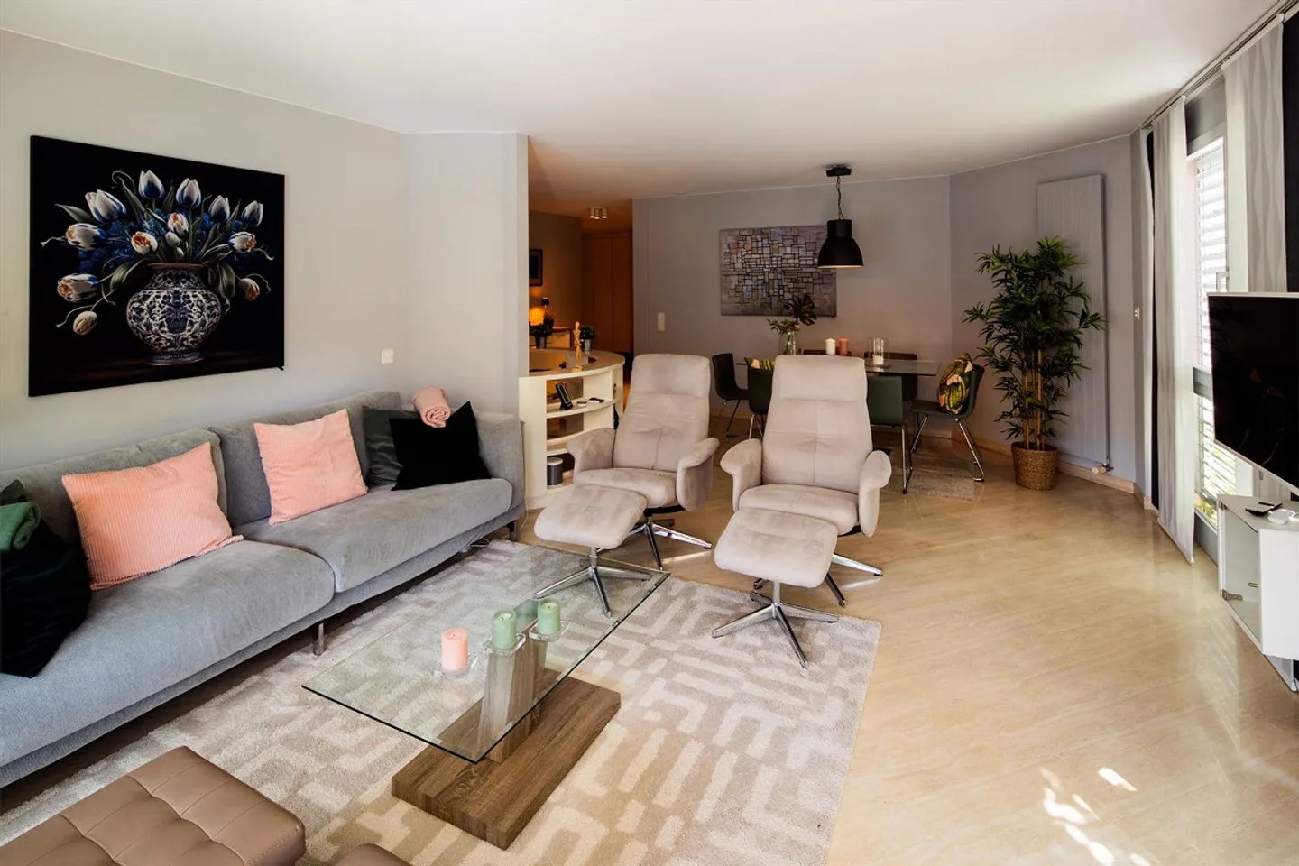 Exclusive 3 1/2 room apartment with lake view in Morcote - Photo 3 of 14