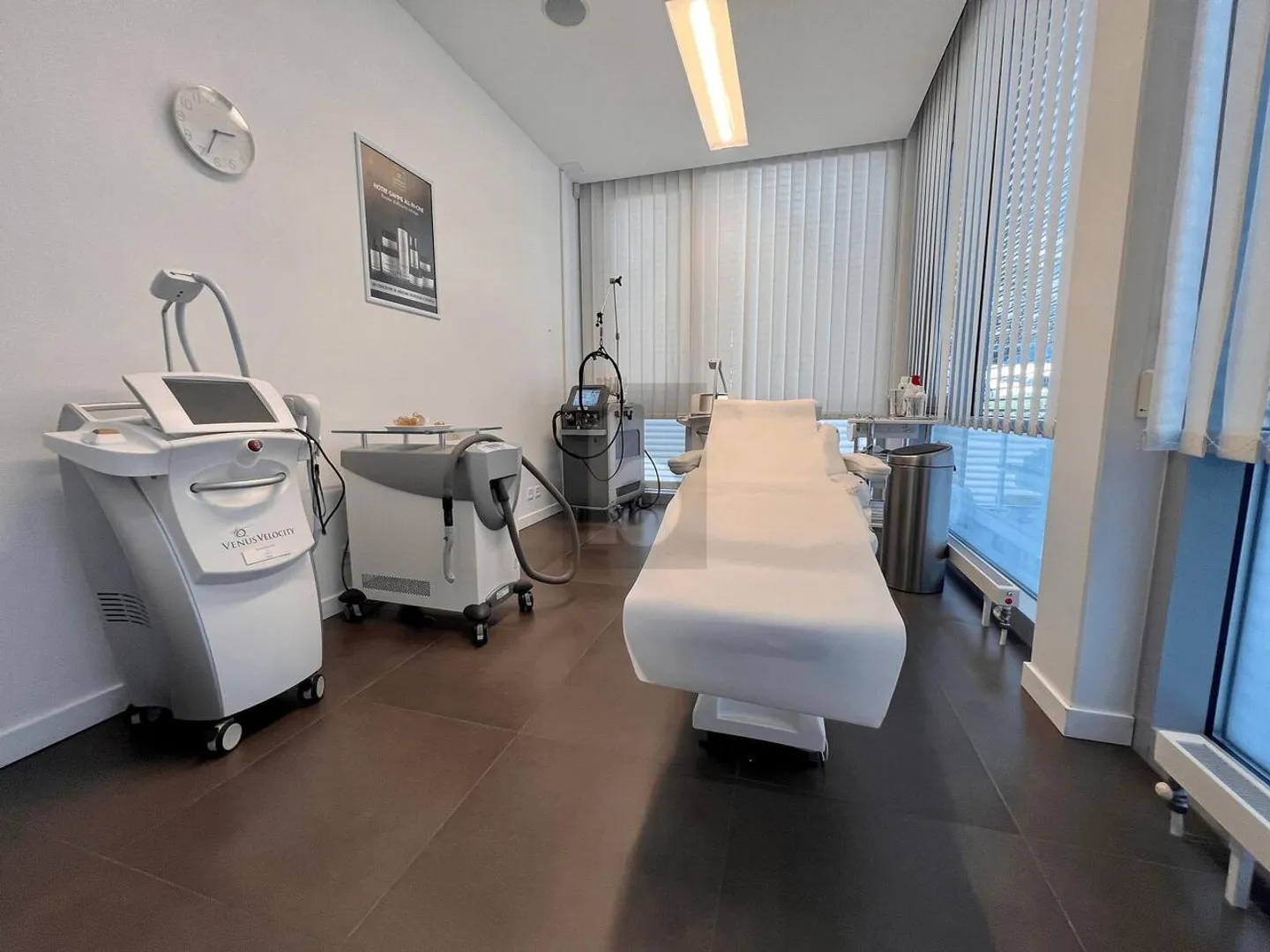 CABINET MEDICAL OU BUREAUX - Photo 4 sur 6