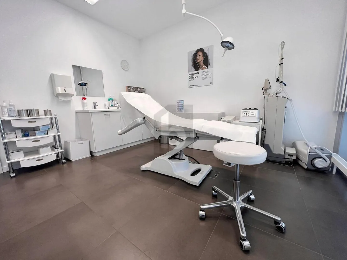 CABINET MEDICAL OU BUREAUX - Photo 5 sur 6