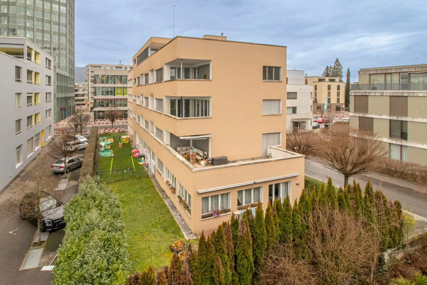 Attraktive 3½-Zimmer-Wohnung im EG an zentraler Lage in Aarau - Photo 1 sur 6