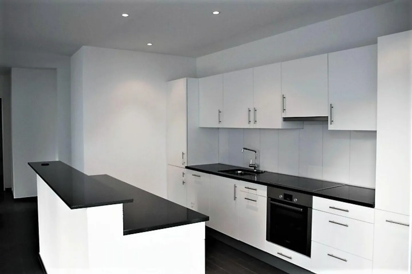 Attraktive 3½-Zimmer-Wohnung im EG an zentraler Lage in Aarau - Photo 2 sur 6