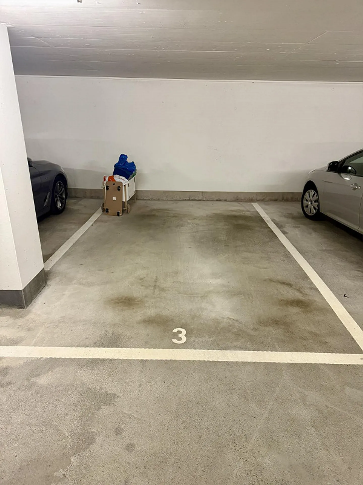Ampio appartamento di 4,5 stanze con 2 balconi - Foto 17 di 19