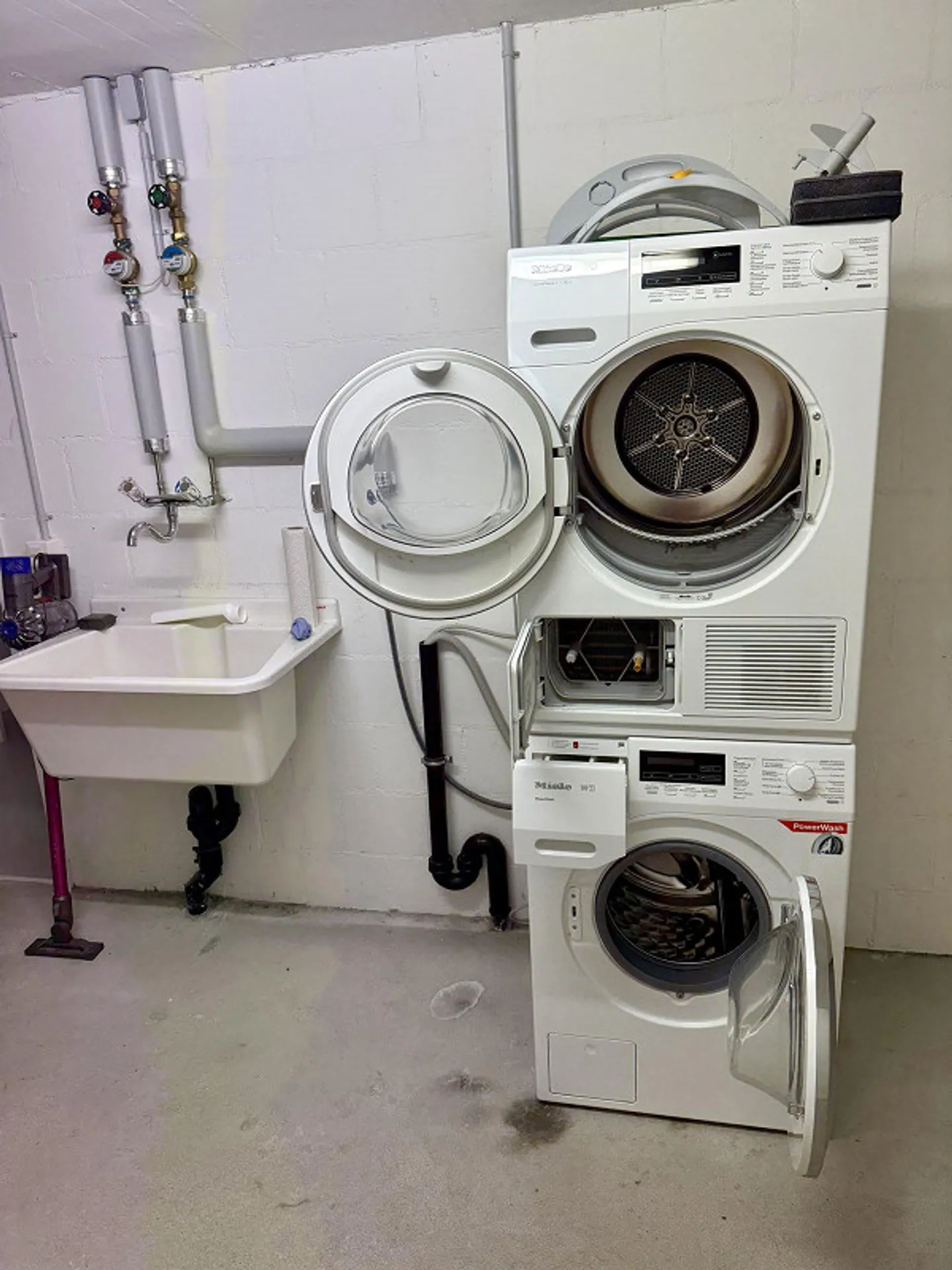 Ampio appartamento di 4,5 stanze con 2 balconi - Foto 19 di 19