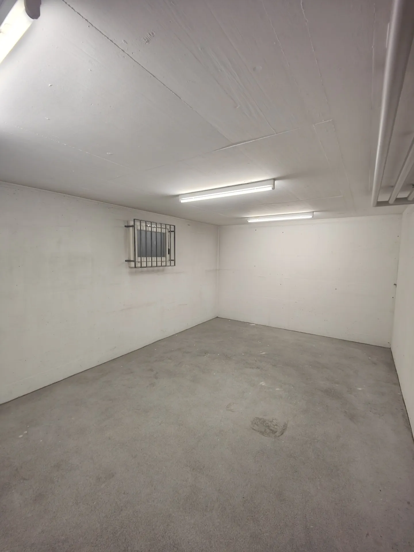 24m2 Magazzino Zurigo - Bürglistrasse 8 - Foto 3 di 8