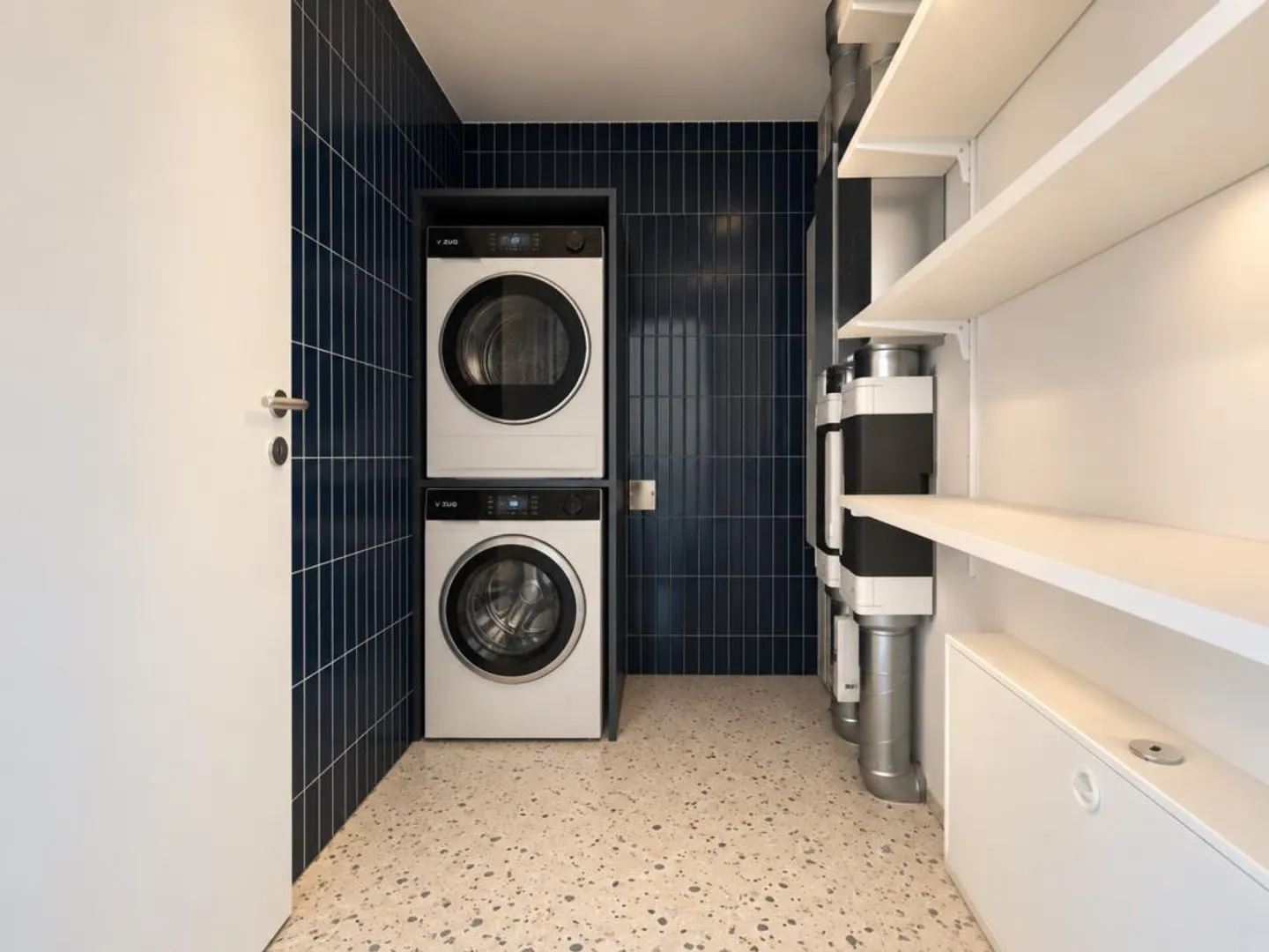 EXKLUSIVE DUPLEX-WOHNUNG - ERSTBEZUG NACH HOCHWERTIGER SANIERUNG - Photo 5 of 12