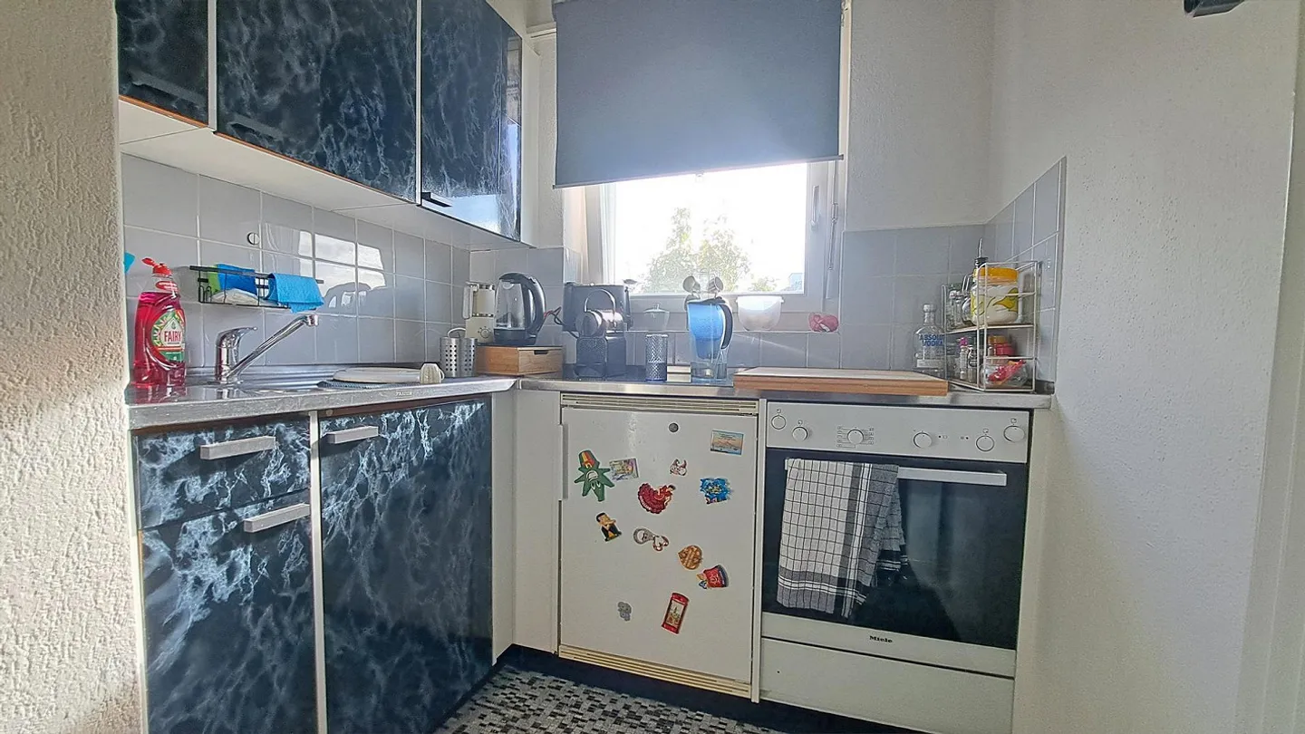 1.0 Zimmer Wohnung mit Sitzplatz - Foto 3 von 6