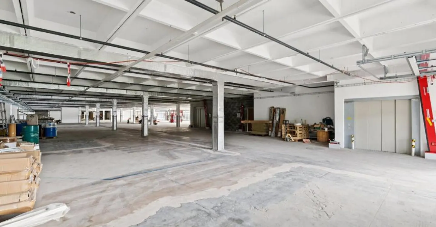 Deposito di 2.900 m² in affitto - Onnens - Foto 3 di 13