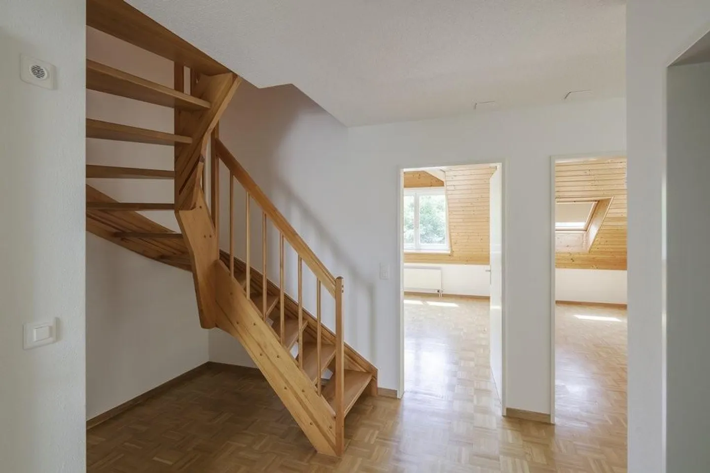 AFFITTO SENZA CAUZIONE - Appartamento familiare con balcone soleggiato - Foto 7 di 9